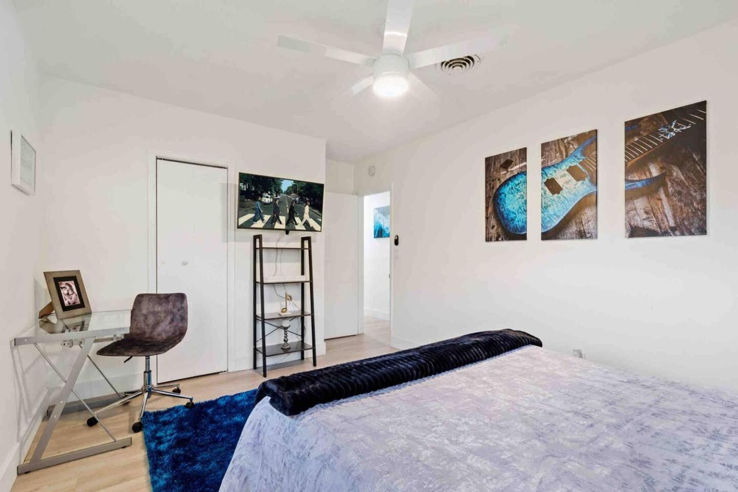Beautiful Villa - Pool, Game Room - Near Beaches * Pembroke Pines