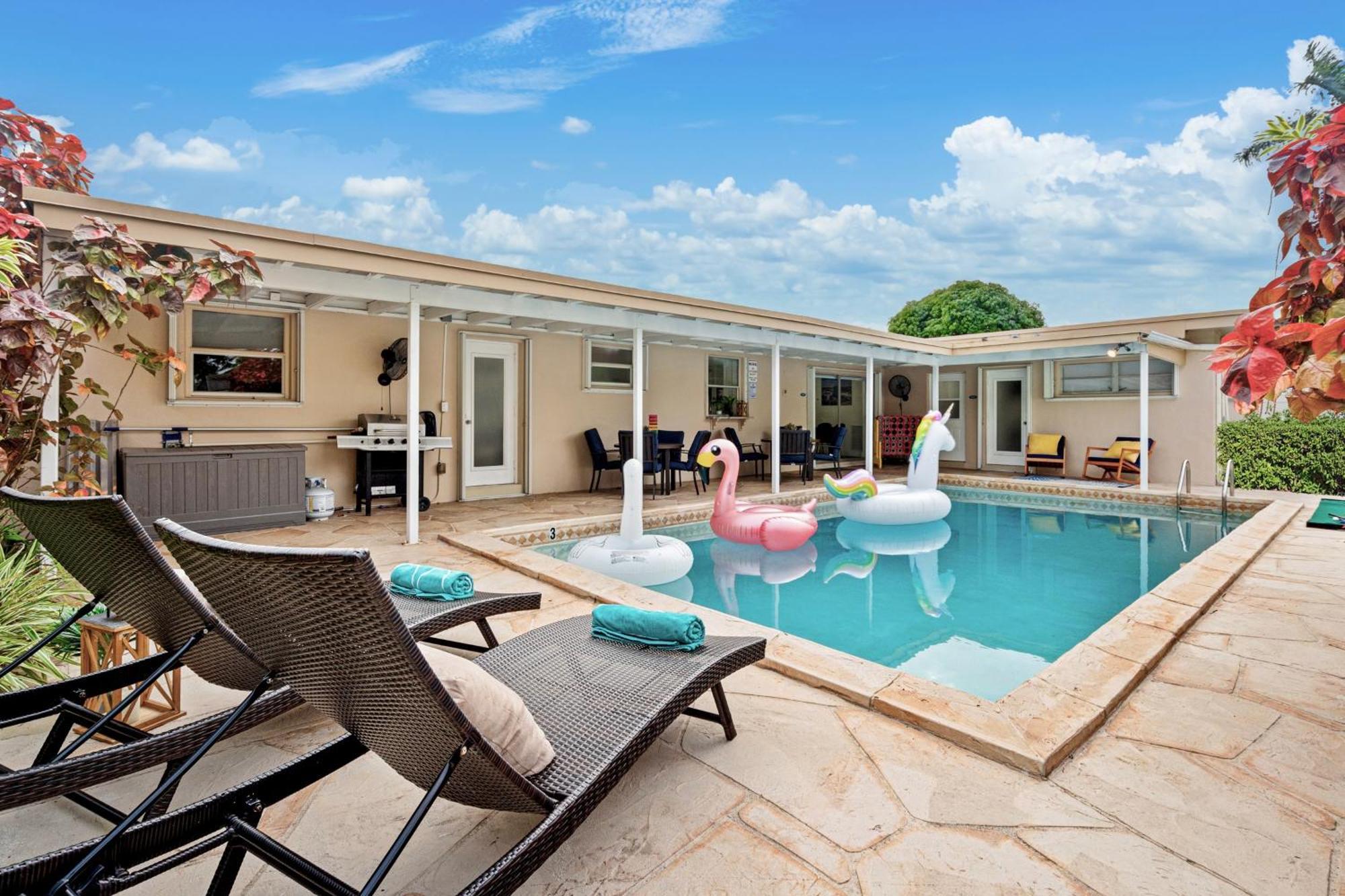 Villa Beautiful Villa - Pool, Game Room - Near Beaches