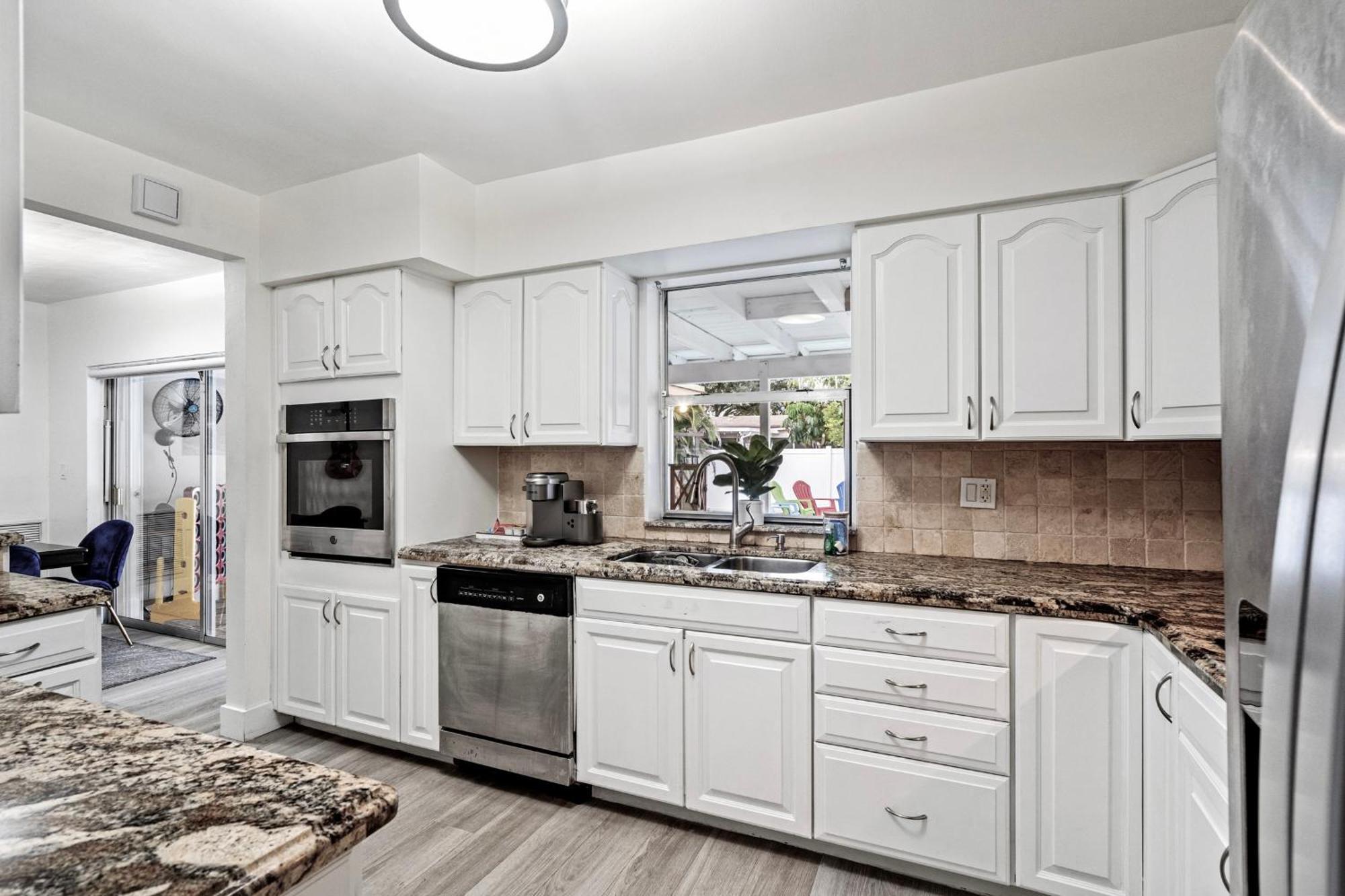 Villa Beautiful Villa - Pool, Game Room - Near Beaches Pembroke Pines